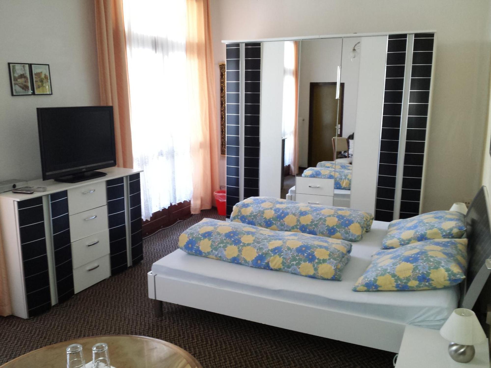 Hotel-Pension Waldeck 托特莫斯 外观 照片